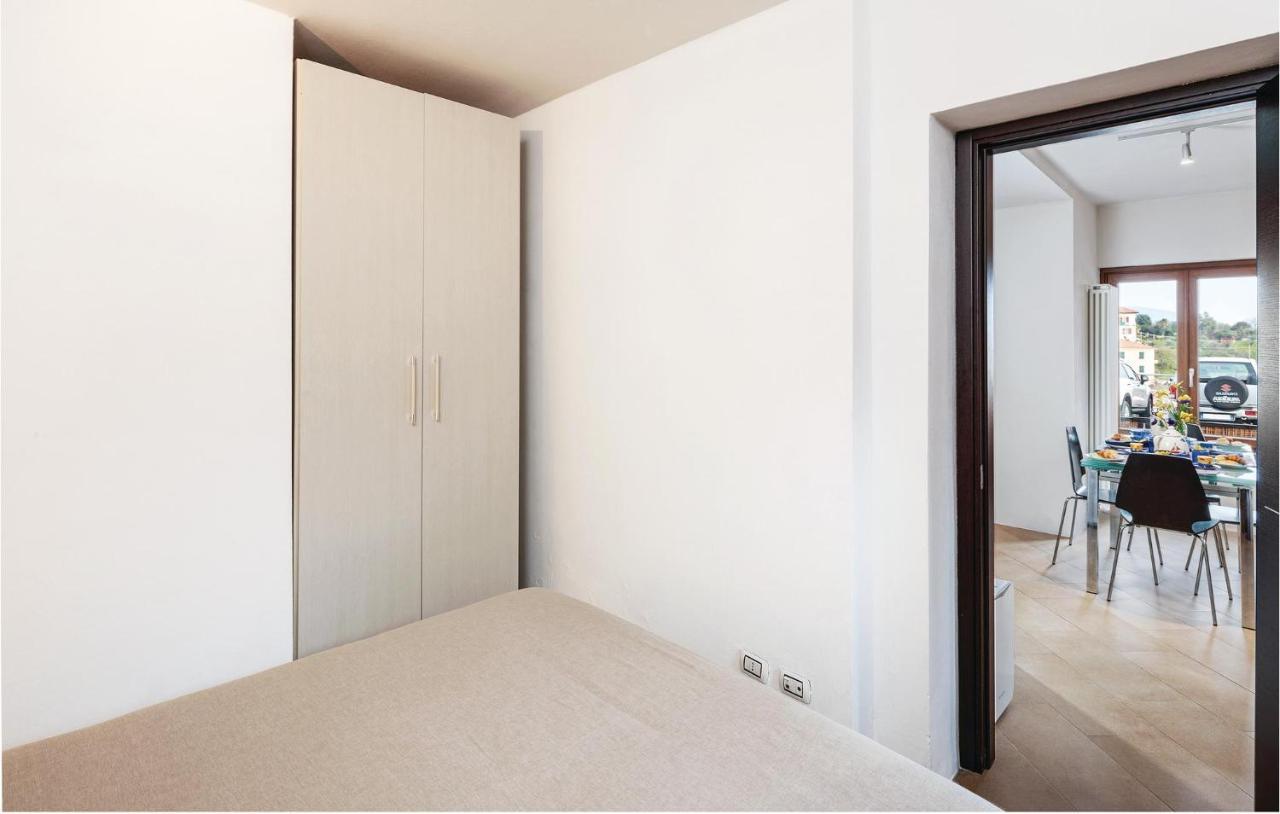 Beautiful Apartment In Pitelli -Sp- With Kitchen La Spezia Exterior foto